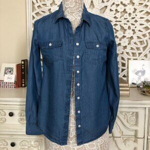 Crown & ivy chambray shirt XS